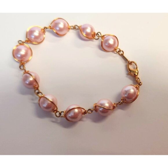 Gold Tone Wire Wrapped Blush Color Pearls Bracelet with Lobster Claw Clasp - 7" - Picture 3 of 3